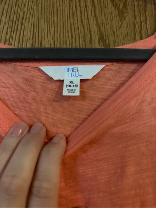 Time and Tru Coral V-Neck Slub Knit Tee - Picture 2 of 2